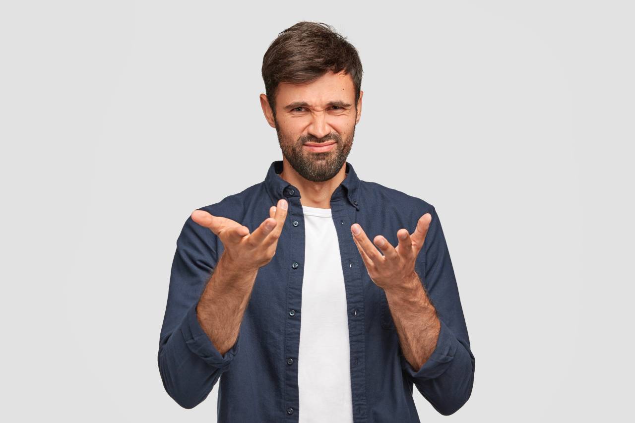 Nu înjura! Păstrează o conduită pe platformele de Social Media!