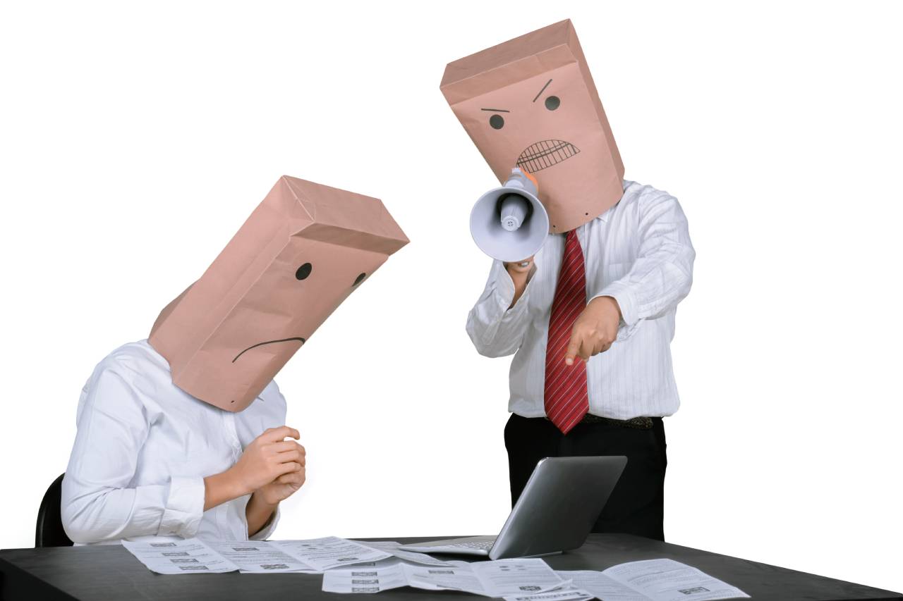 Nu delega Marketing-ul unui Intern: Importanța Specialiștilor în Marketing
